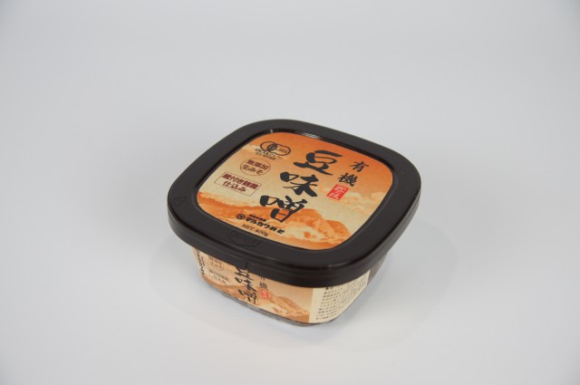 自然栽培黒大豆豆味噌400g ・自然栽培黒大豆と食塩のみで作られた豆味噌 米みそとは異なる味わいが特徴です